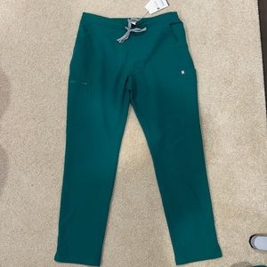 Figs Scrubs, never worn still have tag!